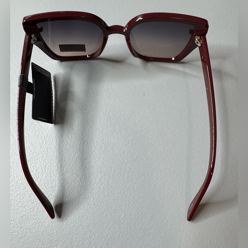 Margaret Josephs Burgundy square Sunglasses gold butterfly green red stripe over - Picture 3 of 4